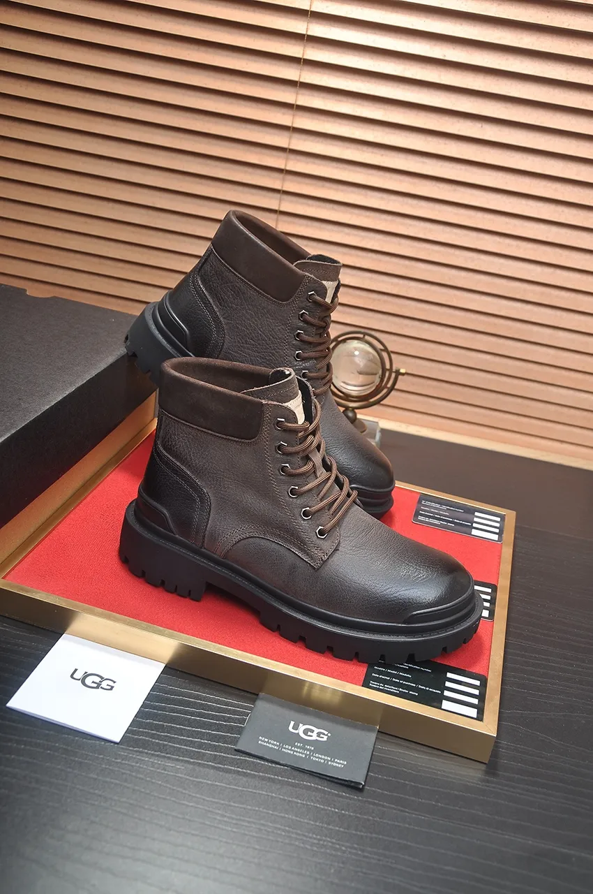 Men's shoes 💰640💶 [UGG] (full wool lining) top-end high-quality fur-in-one warm snow boots from Australia's warm luxury brand men's shoes, UGG-5877 official website synchronized, made of imported cowhide, carefully sewn...Imported rubber foam outsole (comfortable, soft, wear-resistant) The quality is really great...Exquisite workmanship, you can't put it down at first sight, available in sizes 39-44